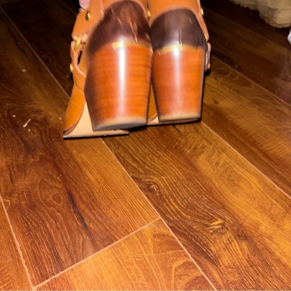 Michael Kors Brown Heeled Boots With Gold Rings. Size 6M Women - Picture 8 of 10